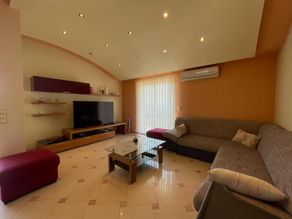 Apartment Edita Plano Trogir Exterior photo
